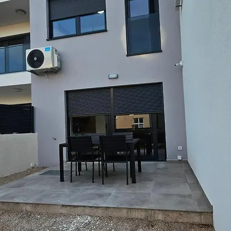 Ibrahimovic Villa