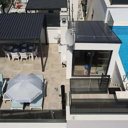 Villa Ibrahimovic Vodice